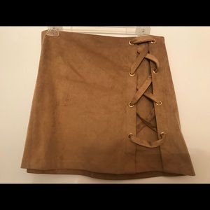 Kensie suade brown mini skirt NWOT